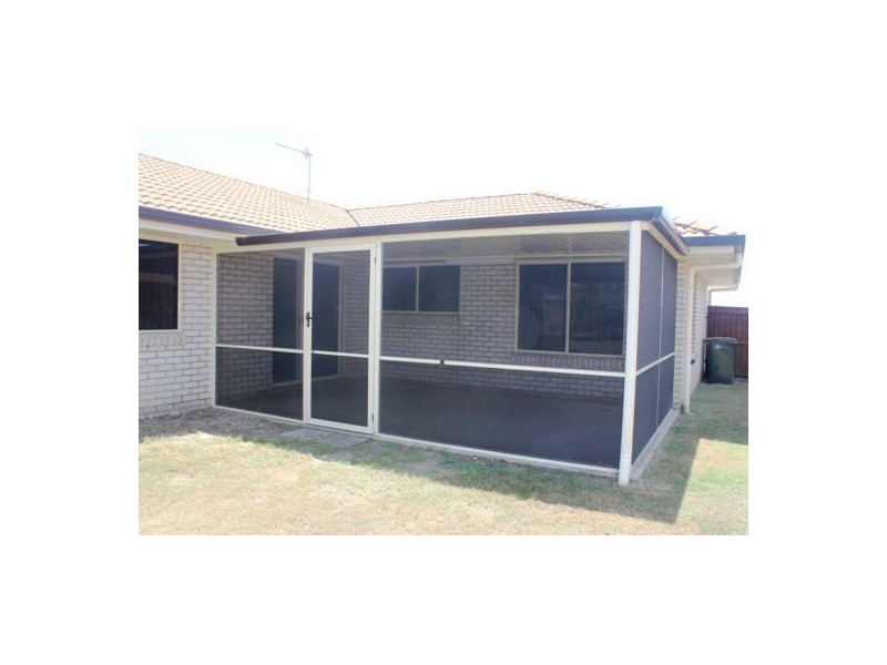 4 Shannen Court, Urraween QLD 4655