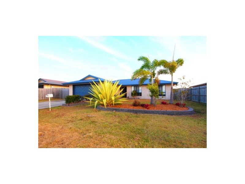 4 Lakeridge Drive, Dundowran QLD 4655