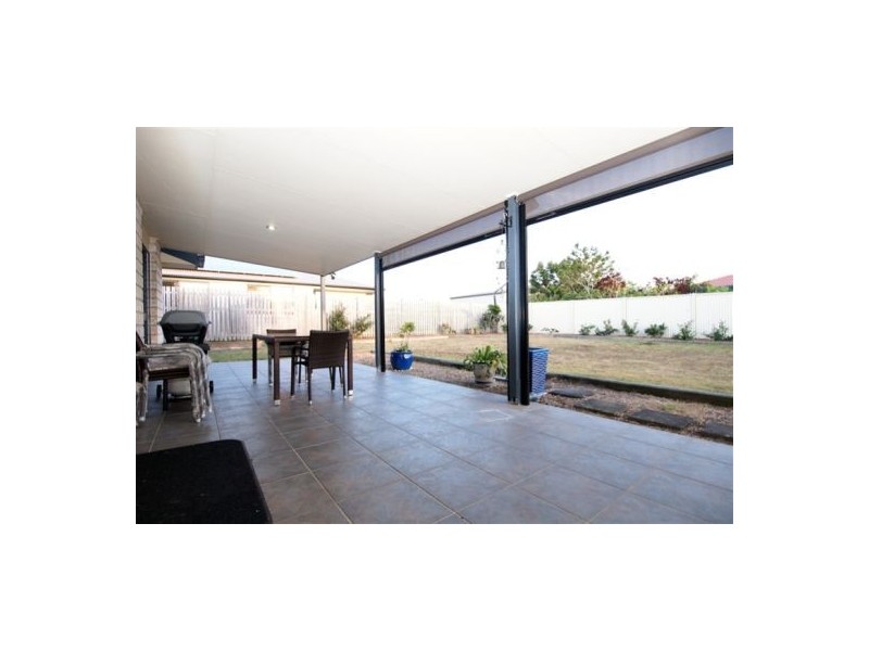 4 Lakeridge Drive, Dundowran QLD 4655