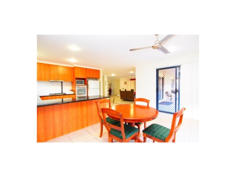 4 Lakeridge Drive, Dundowran QLD 4655