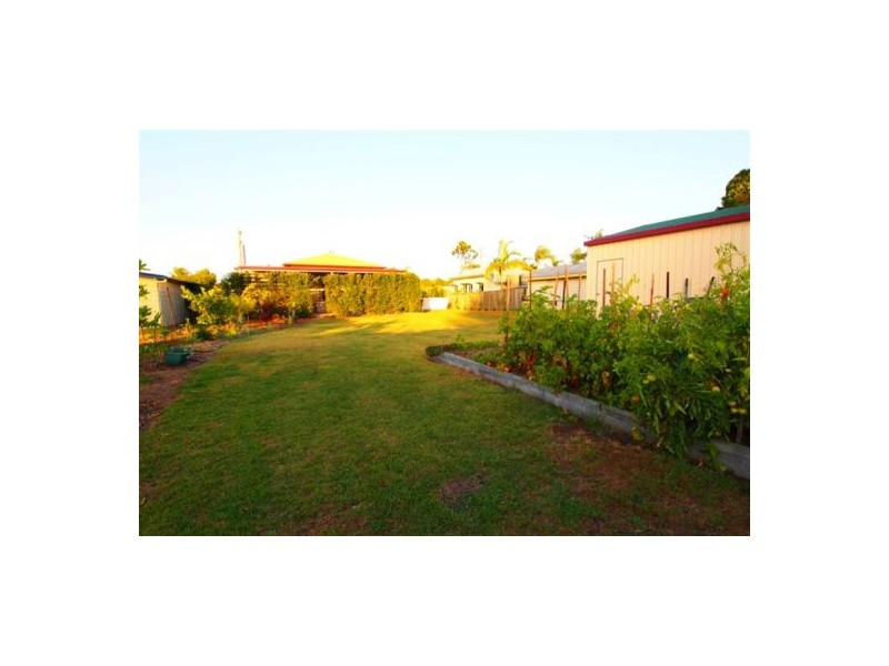 53 King Street, Urangan QLD 4655