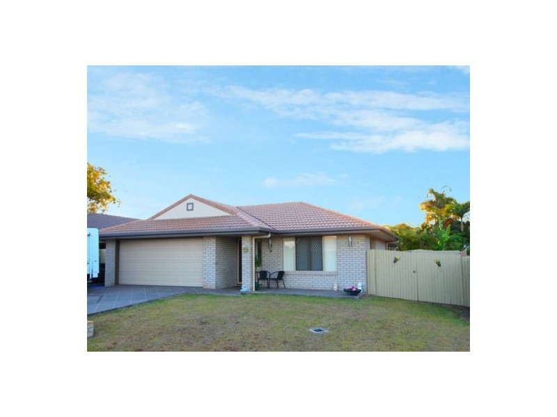 15 Alison Dr, Torquay QLD 4655