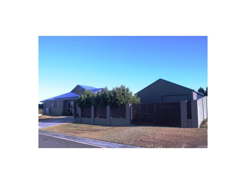 20 Seacrest Drive, Wondunna QLD 4655