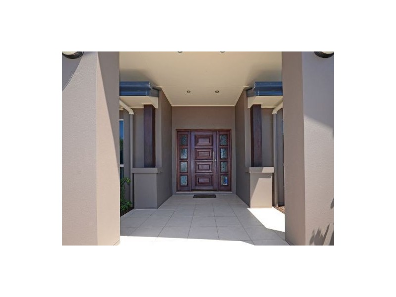 20 Seacrest Drive, Wondunna QLD 4655