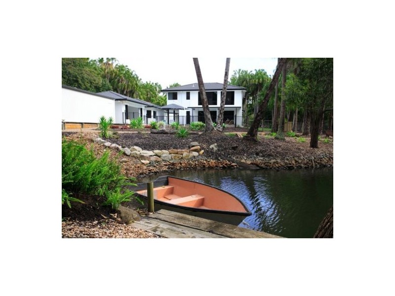 16 Palm Way, Dundowran Beach QLD 4655