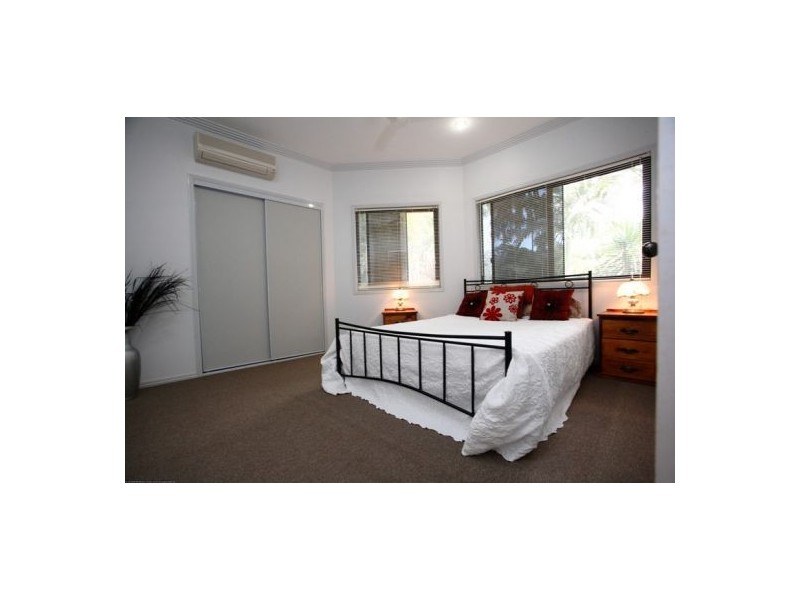 16 Palm Way, Dundowran Beach QLD 4655