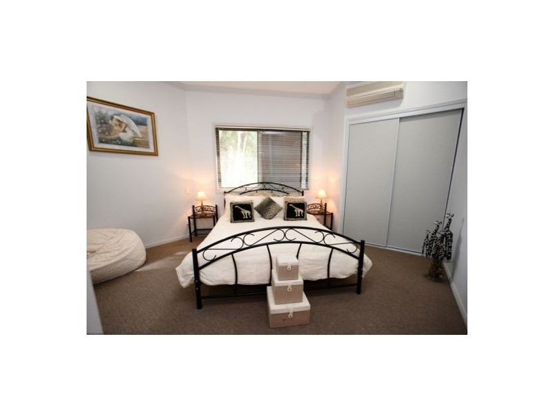 16 Palm Way, Dundowran Beach QLD 4655