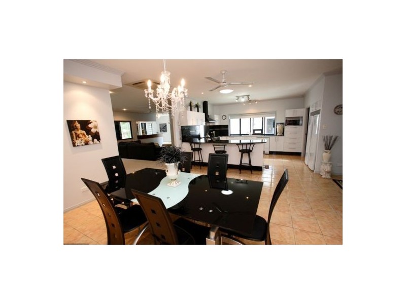 16 Palm Way, Dundowran Beach QLD 4655