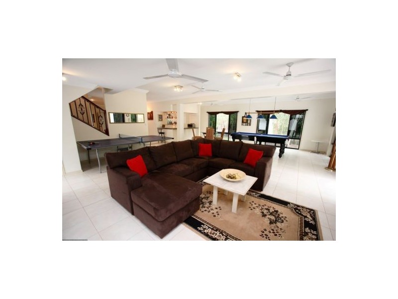 16 Palm Way, Dundowran Beach QLD 4655
