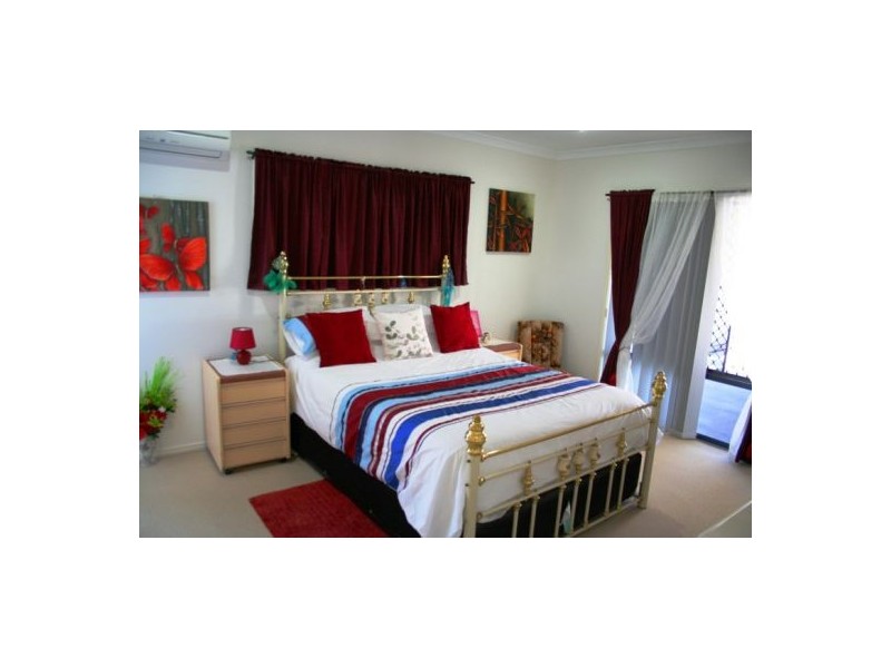 11 Bayswater Drive, Urraween QLD 4655