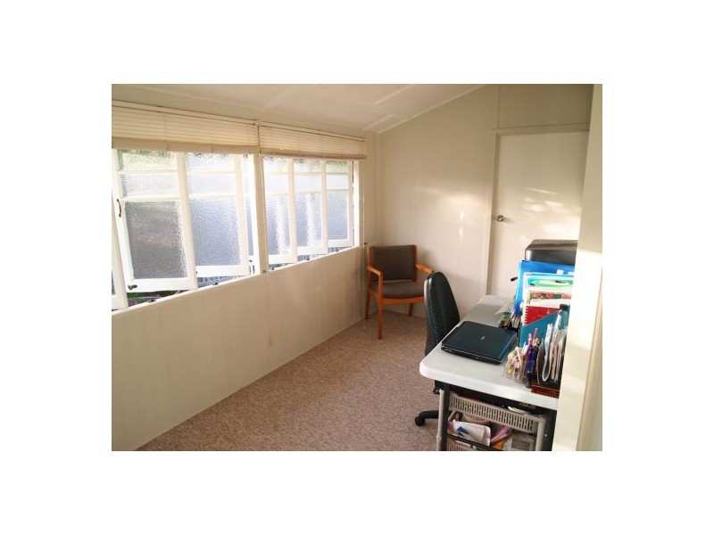 23 Mary St, Scarness QLD 4655