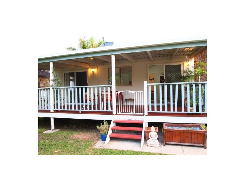 23 Mary St, Scarness QLD 4655