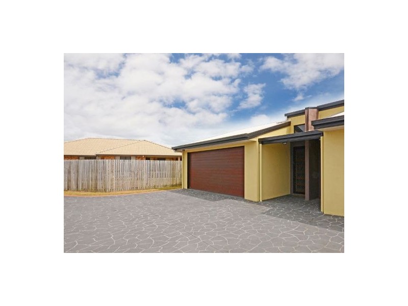 1/11 Lockerbie Court, Kawungan QLD 4655