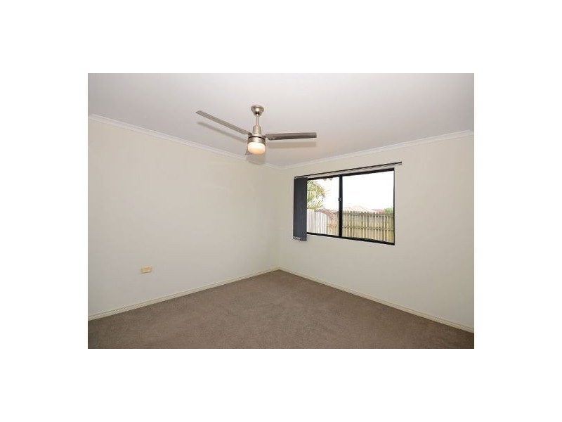 1/11 Lockerbie Court, Kawungan QLD 4655