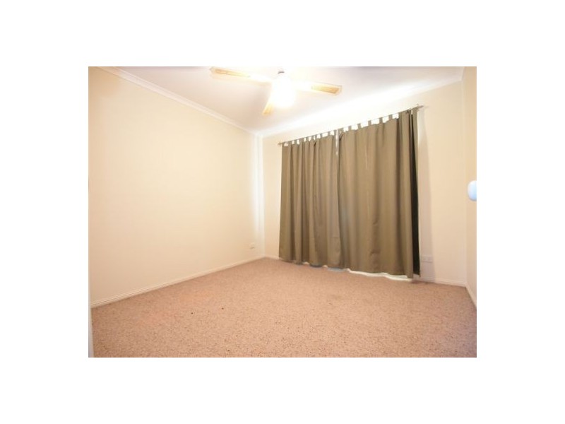 51 Kathleen Cres, Wondunna QLD 4655