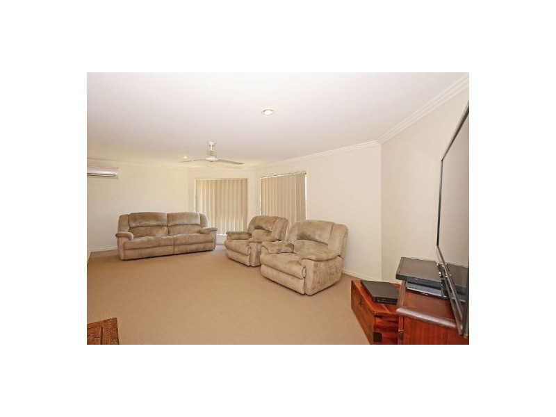 10 Chelsea Court, Urraween QLD 4655