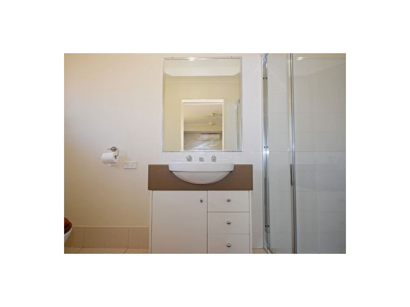 10 Chelsea Court, Urraween QLD 4655