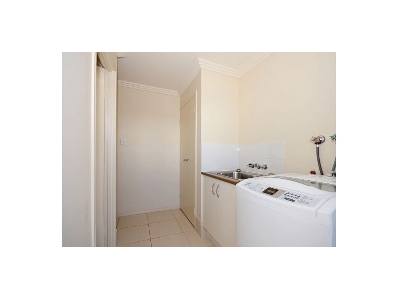 10 Chelsea Court, Urraween QLD 4655