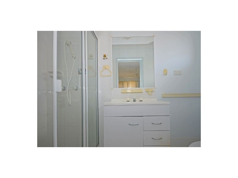 11 King Edward Court, Urangan QLD 4655