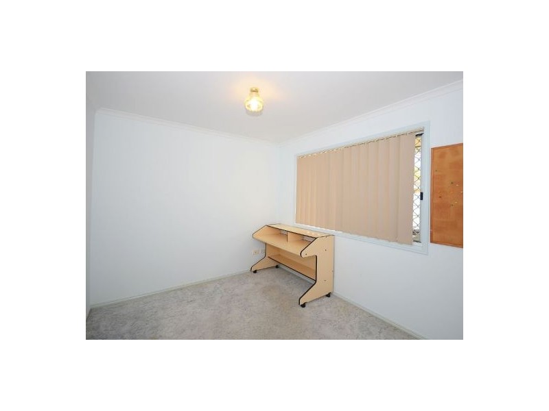 11 King Edward Court, Urangan QLD 4655