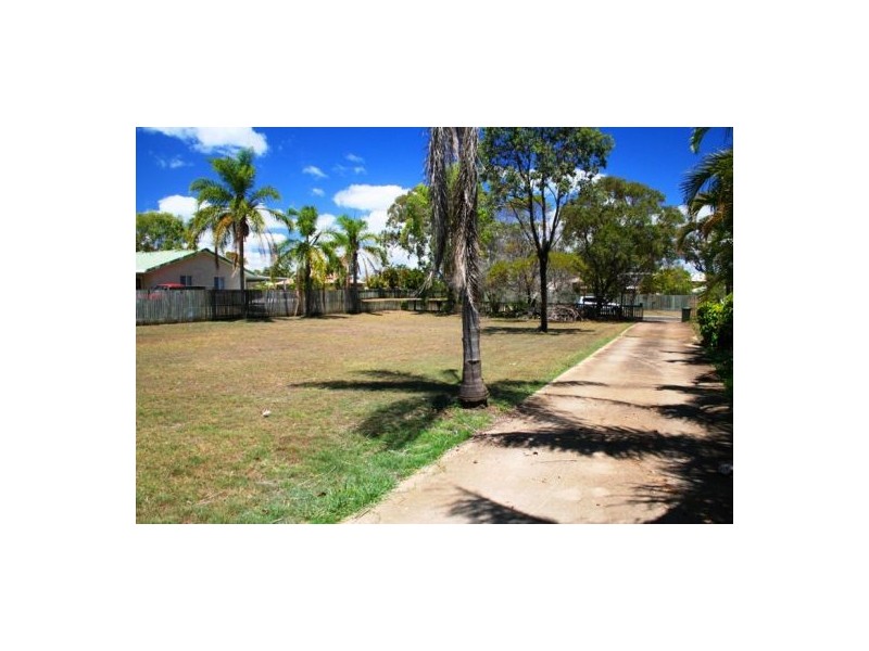 12 Chantilly Street, Urangan QLD 4655