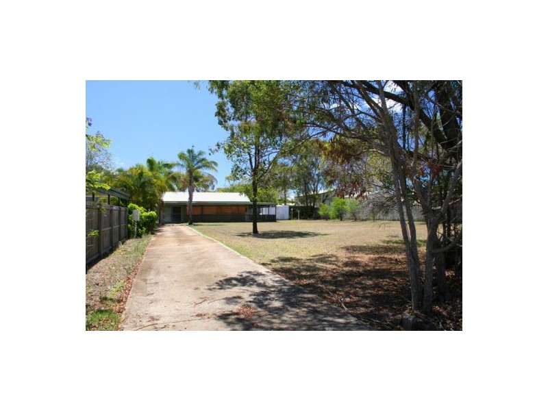 12 Chantilly Street, Urangan QLD 4655