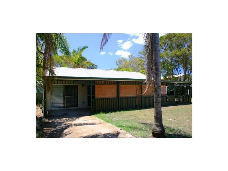 12 Chantilly Street, Urangan QLD 4655
