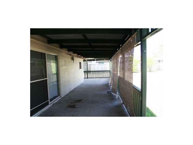 12 Chantilly Street, Urangan QLD 4655