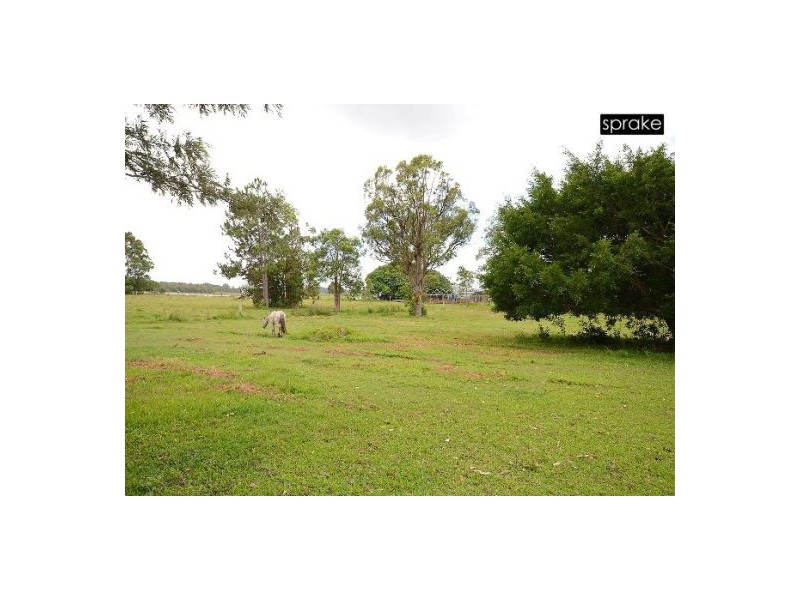 79 Chapel Road, Nikenbah QLD 4655