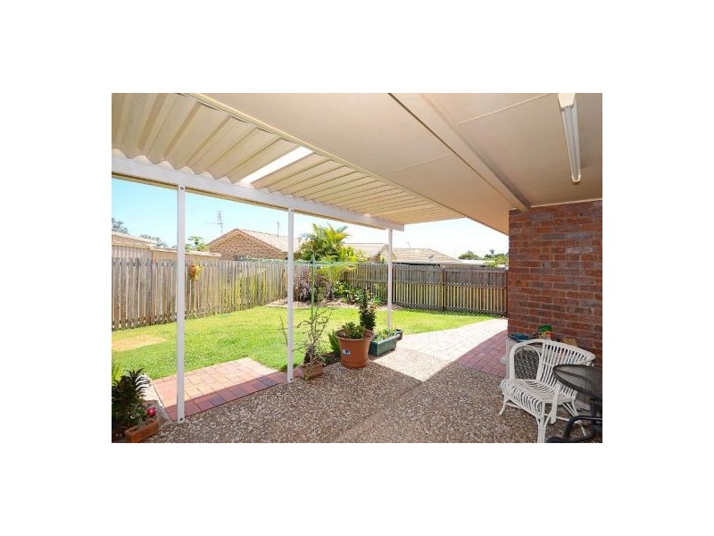 4 Elm Court, Kawungan QLD 4655