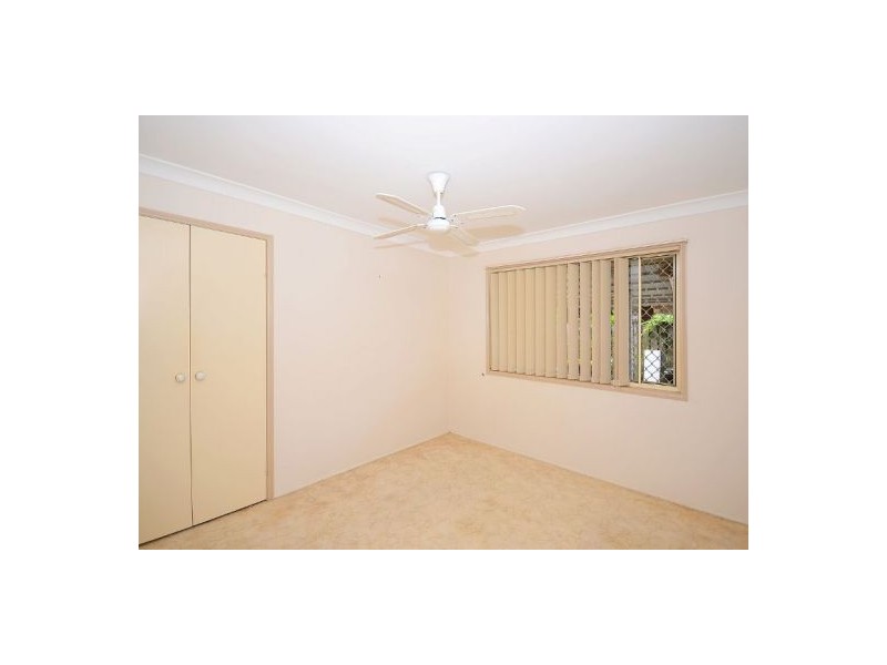 4 Elm Court, Kawungan QLD 4655
