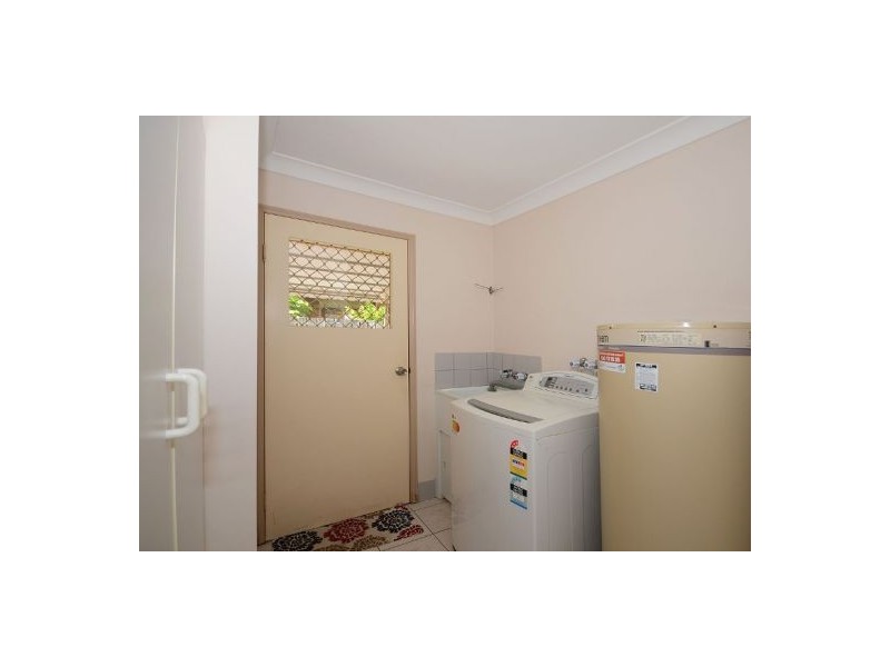4 Elm Court, Kawungan QLD 4655