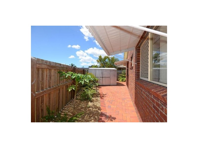 4 Elm Court, Kawungan QLD 4655