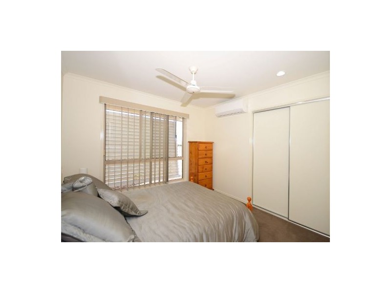 1 Pembridge Circuit, Urraween QLD 4655