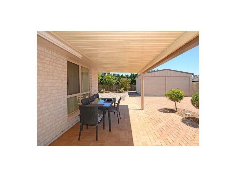 1 Pembridge Circuit, Urraween QLD 4655