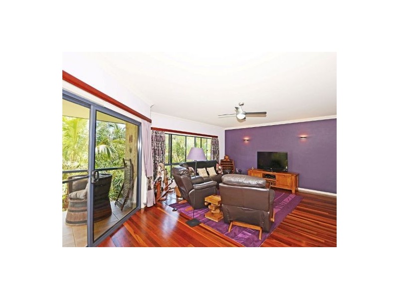 40 Pandanus Drive, Dundowran Beach QLD 4655