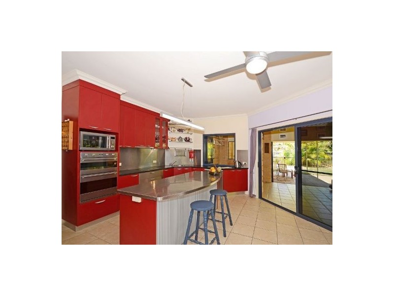 40 Pandanus Drive, Dundowran Beach QLD 4655