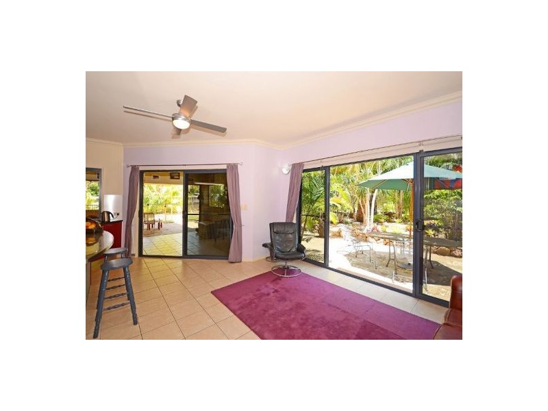 40 Pandanus Drive, Dundowran Beach QLD 4655