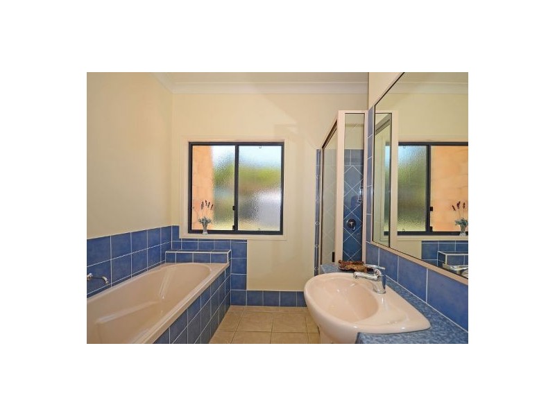 40 Pandanus Drive, Dundowran Beach QLD 4655