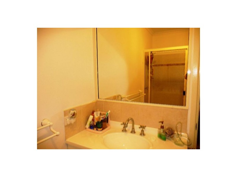 16b Richard Street, Urangan QLD 4655