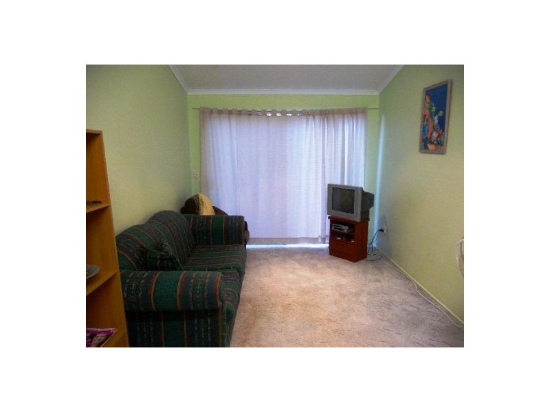 16b Richard Street, Urangan QLD 4655