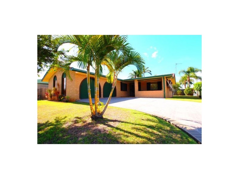 20 South St, Urangan QLD 4655