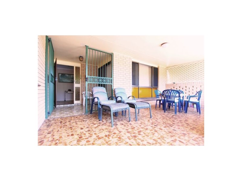 20 South St, Urangan QLD 4655