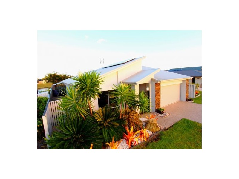 65 Endeavour Way, Eli Waters QLD 4655