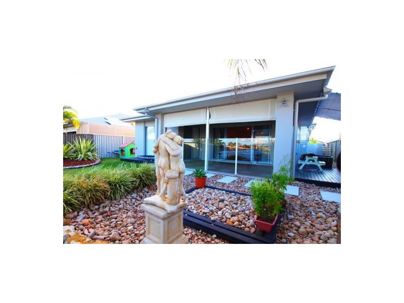 65 Endeavour Way, Eli Waters QLD 4655