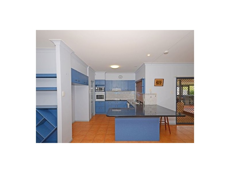 217 Esplanade, Pialba QLD 4655