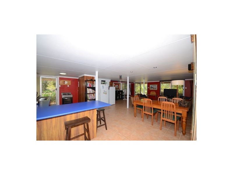 34 Ti Tree Road East, Booral QLD 4655