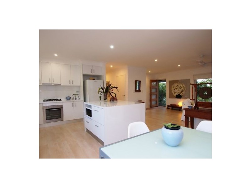 7 Bruce St, Torquay QLD 4655