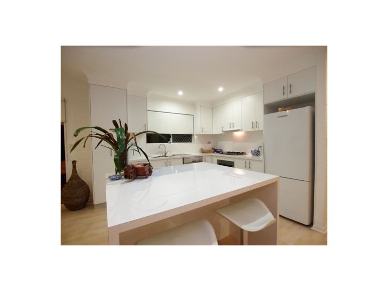 7 Bruce St, Torquay QLD 4655