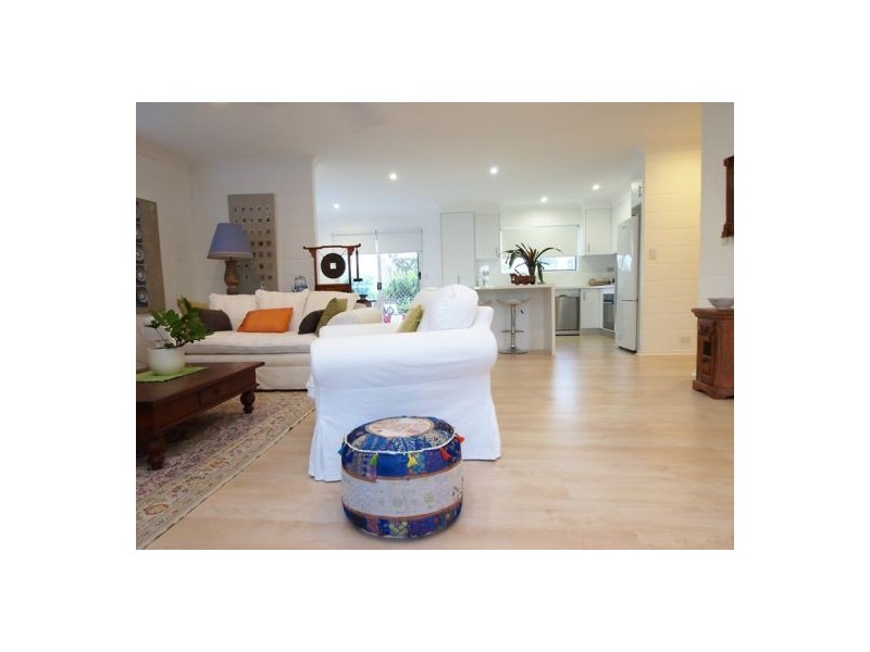 7 Bruce St, Torquay QLD 4655